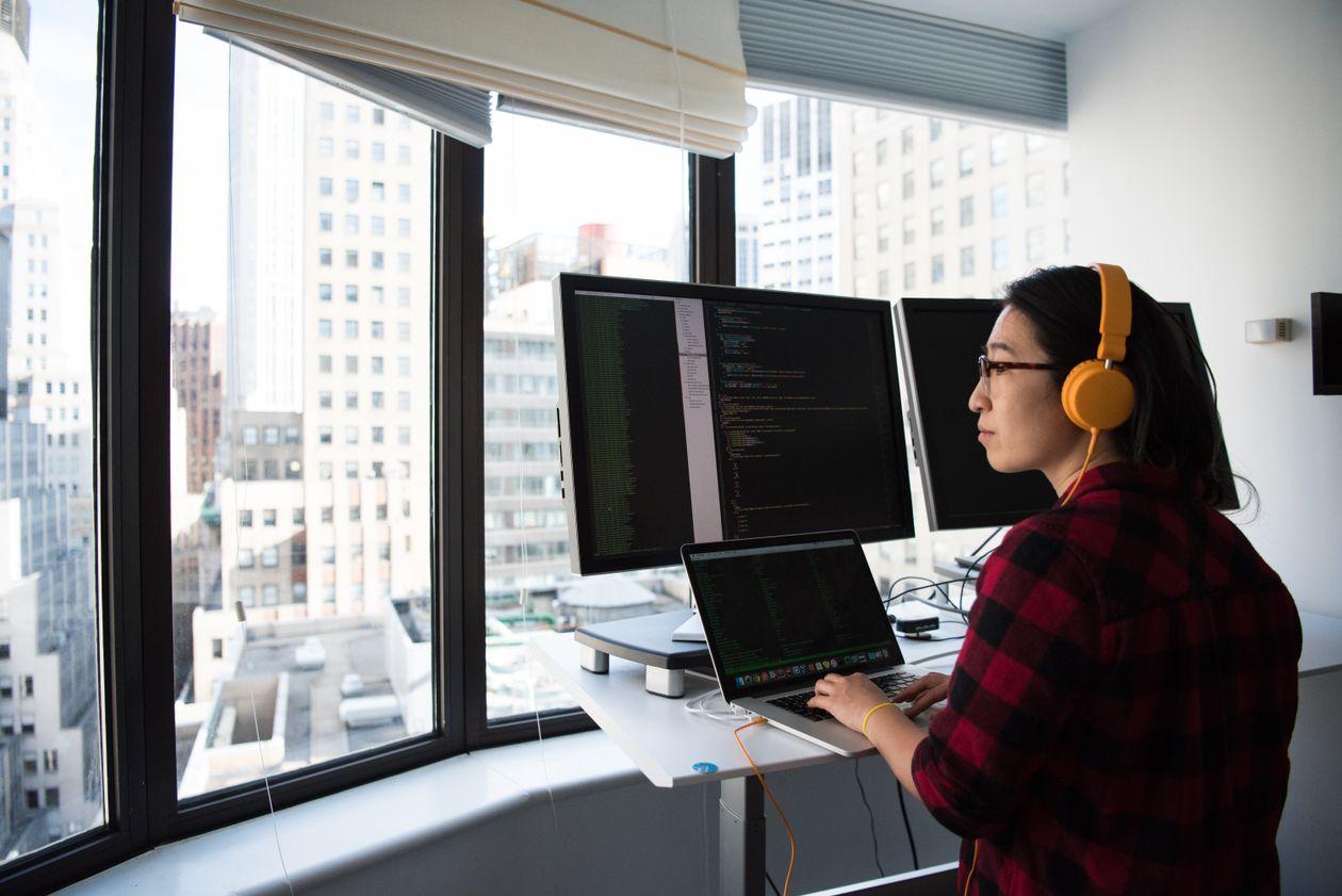 Best CRM for SMBs in 2026 — Affordable Tools for Growing Businesses